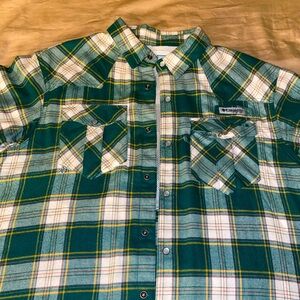 Columbia pearl snap flannel. Size medium